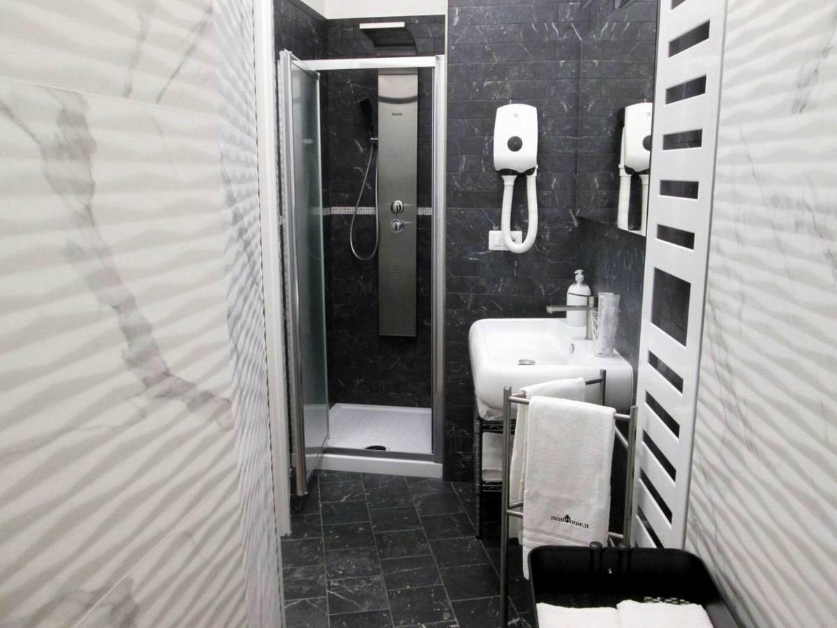 Minihouse Lejlighed Bari Eksteriør billede